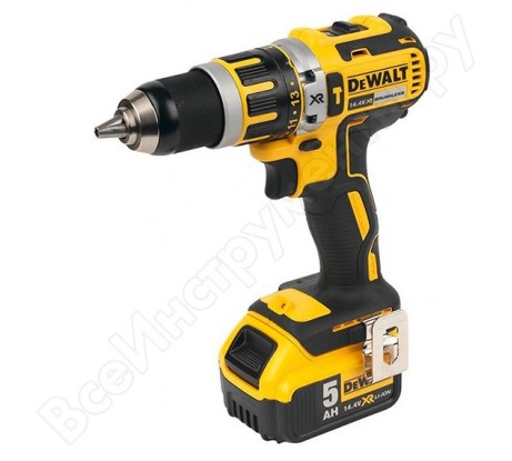Аккумуляторный шуруповерт DeWalt DCD 737 P2
